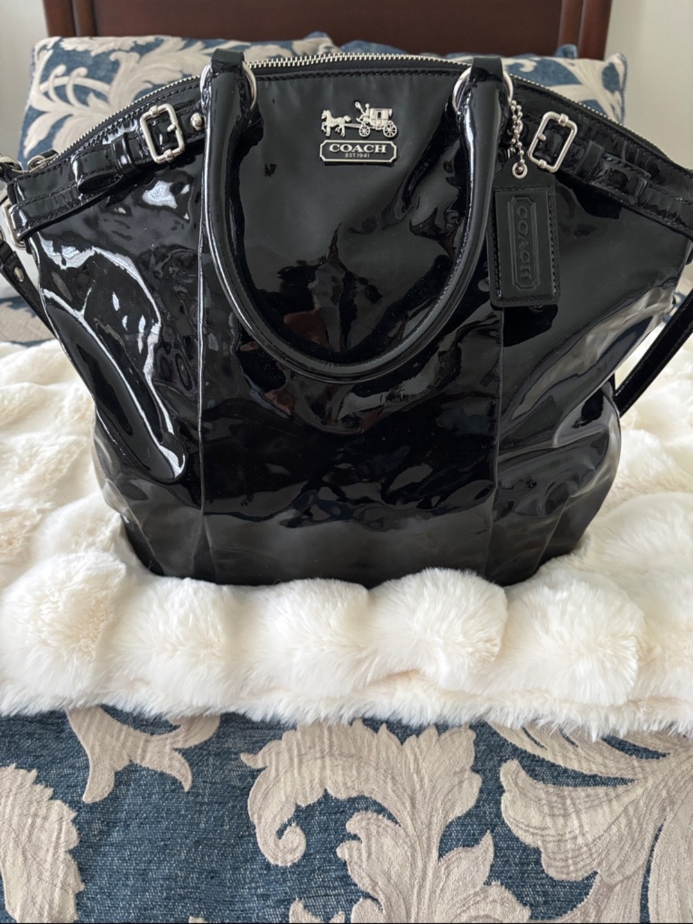 Rare Vintage Coach Glossy Patent Tote Bag in Black